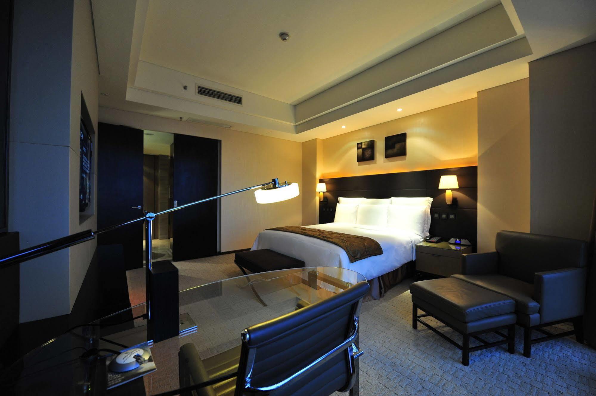 Renaissance Guiyang Hotel Εξωτερικό φωτογραφία